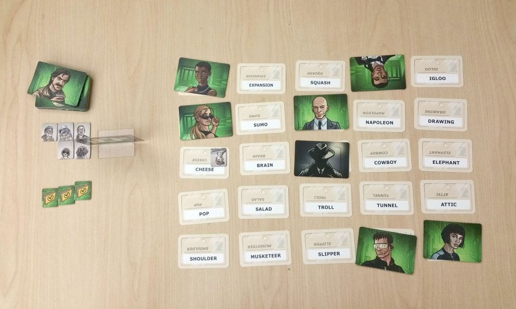 It's Espionage for Two (or More) with the Excellent 'Codenames Duet' -  GeekDad