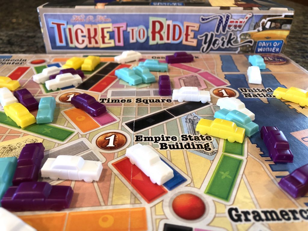 Days Of Wonder - Ticket To Ride New York: Gioco Da Tavolo Strategico Per 2-4 Giocatori, Età 8+, Partite Da 10-15 Minuti