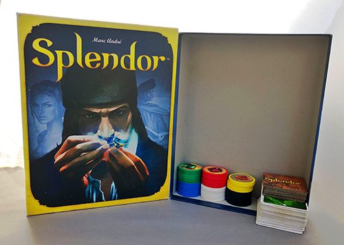 The vast emptiness of the Splendor box