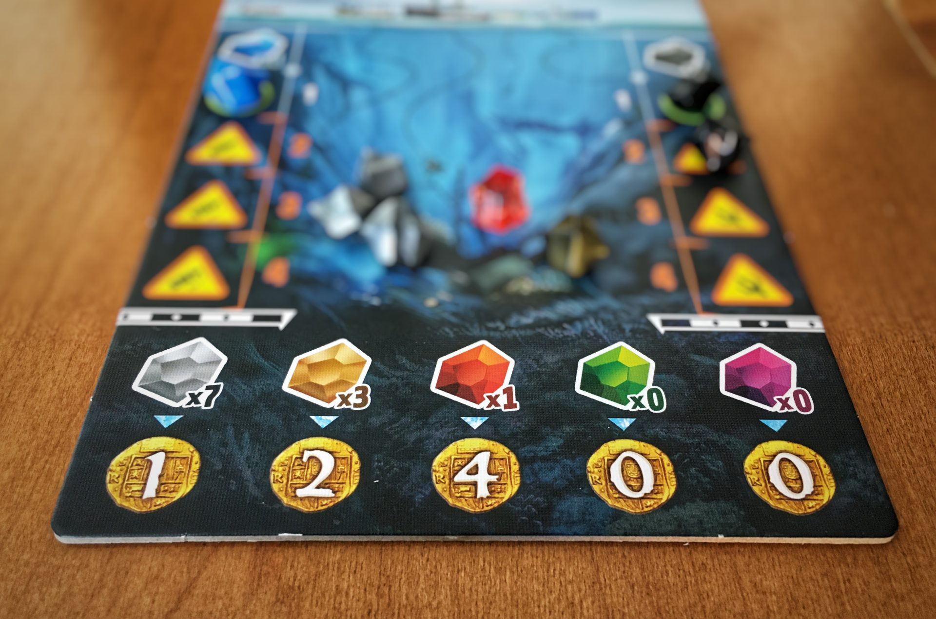 Deep Blue Game Review — Meeple Mountain