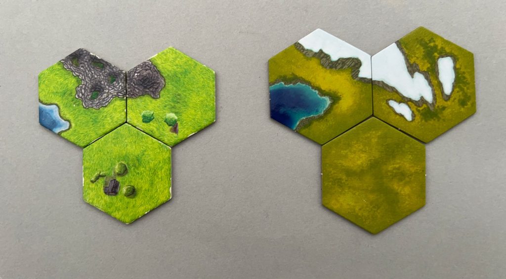 Size comparison of the starting tiles from the classic edition (left) and the new edition (right).