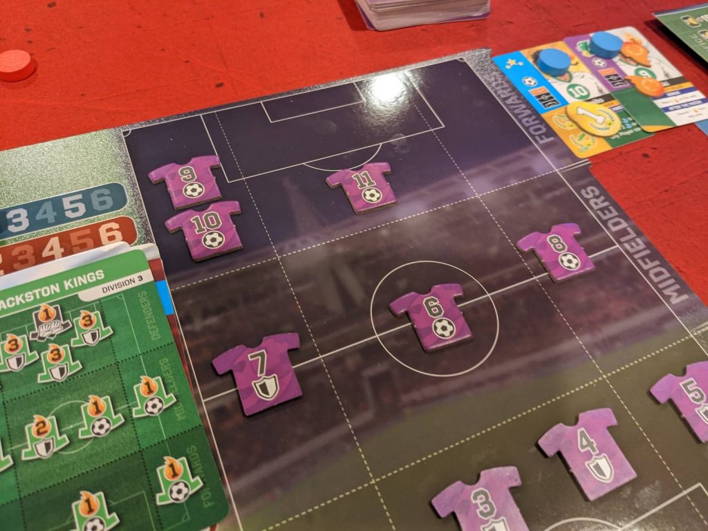 : Eleven: Football Manager Board Game : Toys & Games