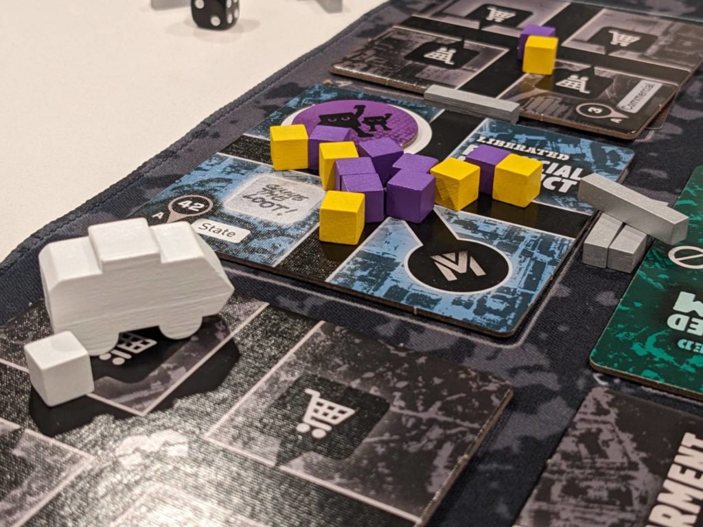 Bloc by Bloc: The Insurrection Game, Board Game