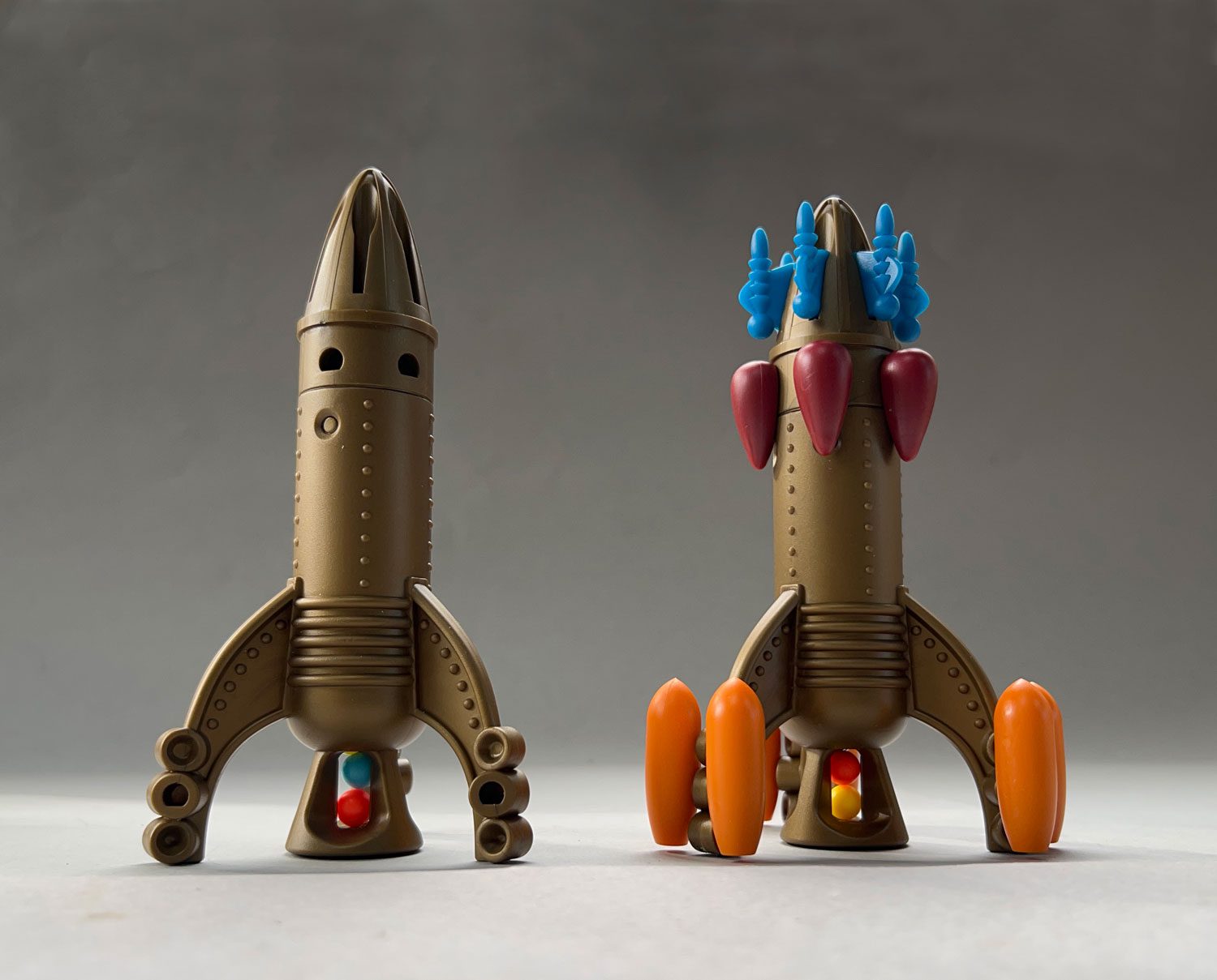 Left: an unadored Rocket.  Right: a fully-outfitted Rocket.